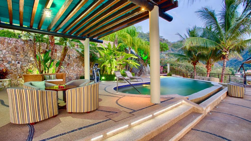 Вилла (Вилла), Truly the finest rental in Puerto Vallarta. Luxury Villa with incredible views