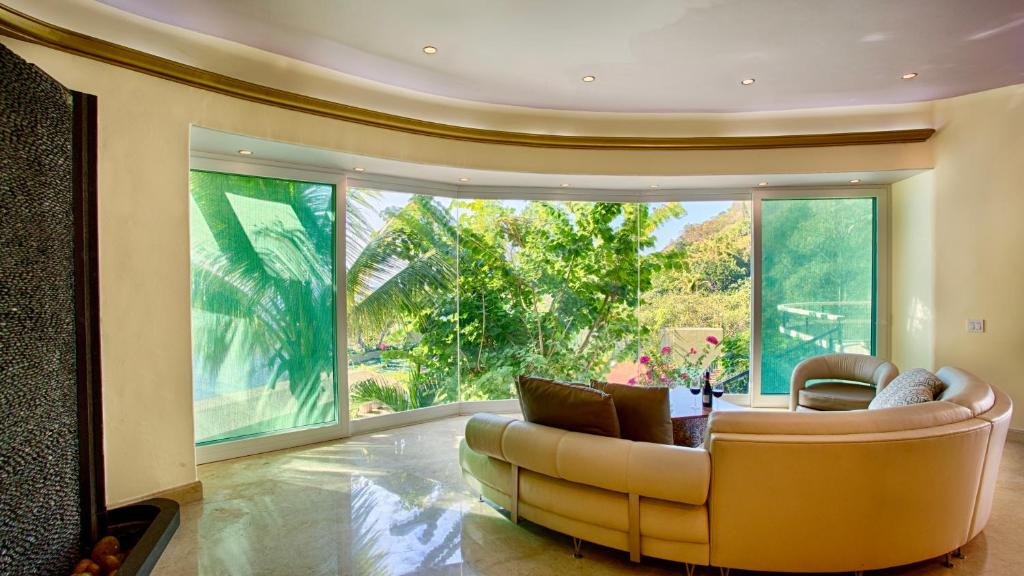 Вилла (Вилла), Truly the finest rental in Puerto Vallarta. Luxury Villa with incredible views