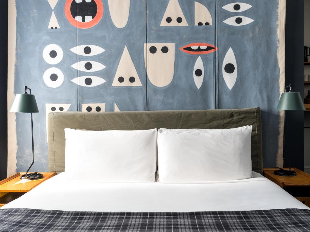 Двухместный (Medium Queen) отеля Ace Hotel New York, Нью-Йорк