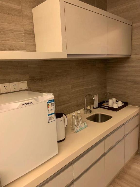 Апартаменты (Апартаменты с балконом), Guangzhou Baiming Fangyuan Apartment