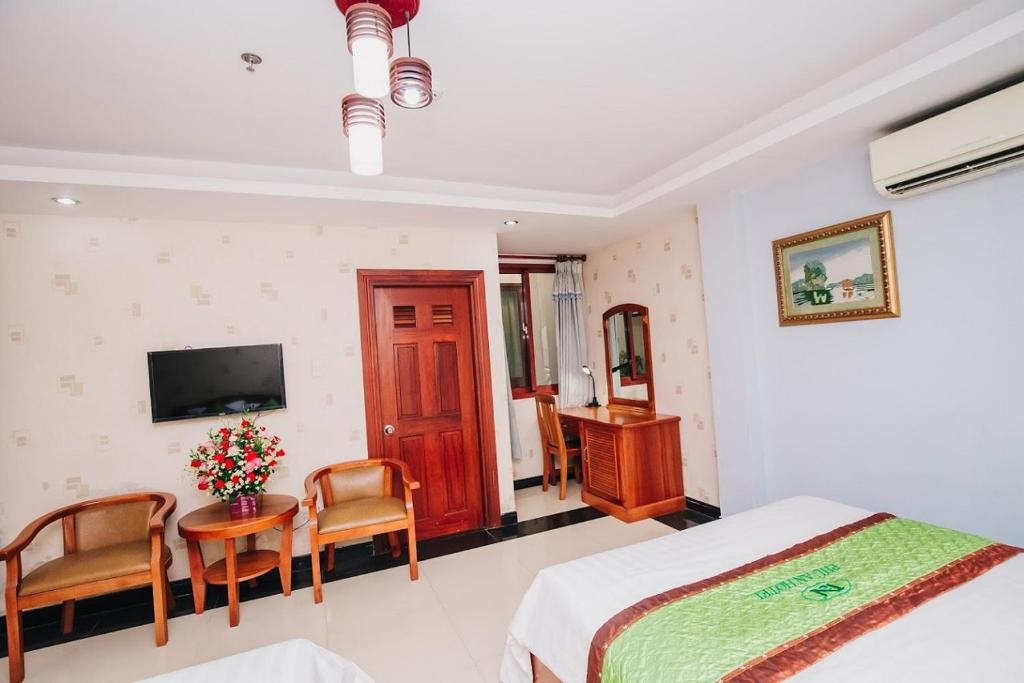 Двухместный (Двухместный номер эконом-класса с 1 кроватью) отеля Phú An Hotel, Хошимин