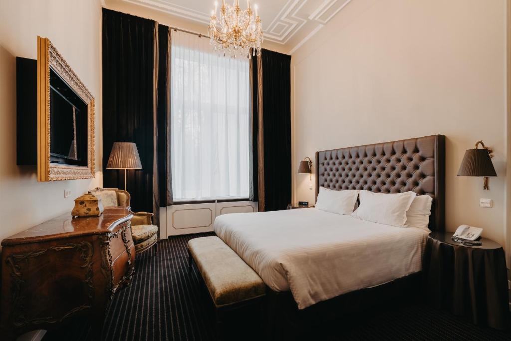 Двухместный (Двухместный номер Делюкс с 1 кроватью или 2 отдельными кроватями) отеля Hotel Manos Premier, Брюссель