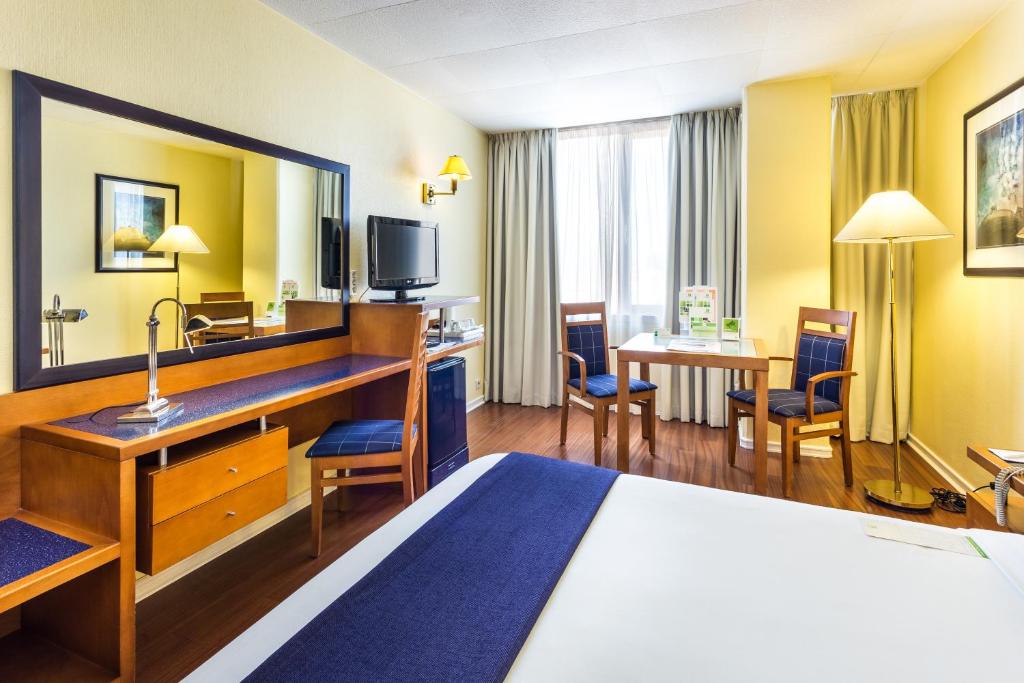 Двухместный (Стандартный двухместный номер с 1 кроватью), Holiday Inn Lisboa