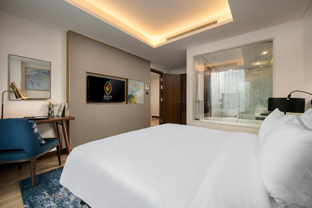 Сьюит (Люкс с 2 спальнями), Eastin Hotel & Residences Hanoi