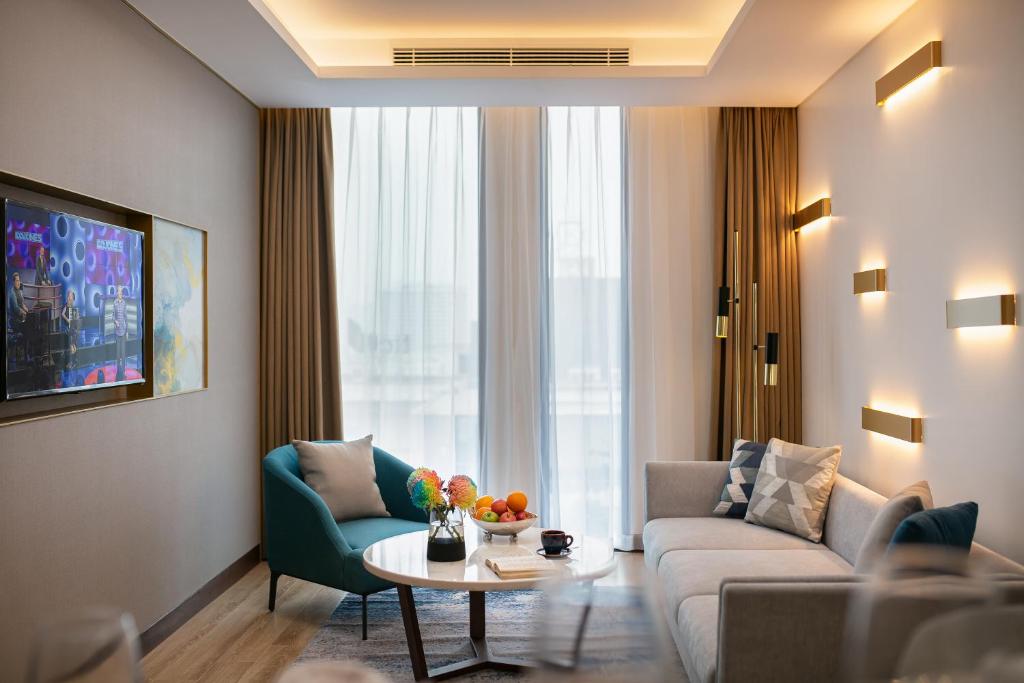 Сьюит (Люкс с 2 спальнями), Eastin Hotel & Residences Hanoi