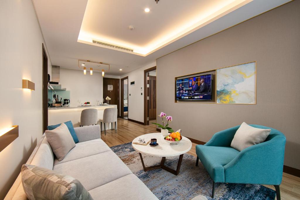 Сьюит (Люкс с 2 спальнями), Eastin Hotel & Residences Hanoi