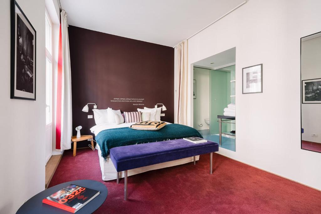 Двухместный (Номер с кроватью размера «king-size» и балконом) отеля Hotel Cafe Pacific, Брюссель