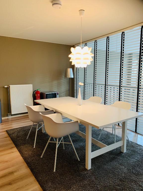 Апартаменты (Apartment ( 4 Adults )), Stadslogement By Peek