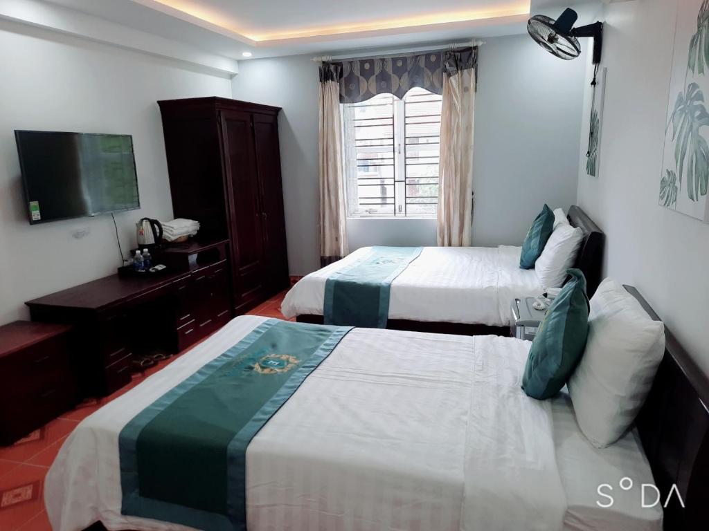 Двухместный (Улучшенный двухместный номер с 1 кроватью) отеля Emerald Hotel Cát Bà, Катба