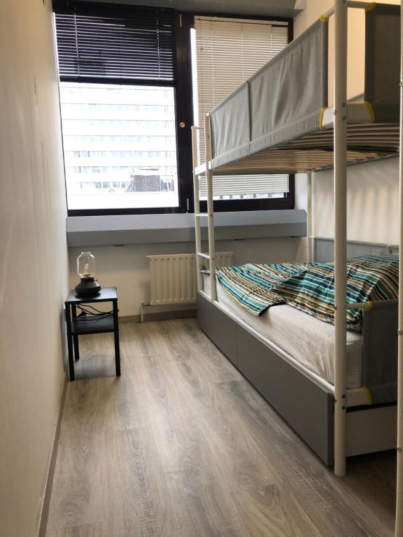 Номер (Кровать в общем 8-местном номере для мужчин и женщин) хостела Panorama Hostel, Франкфурт-на-Майне