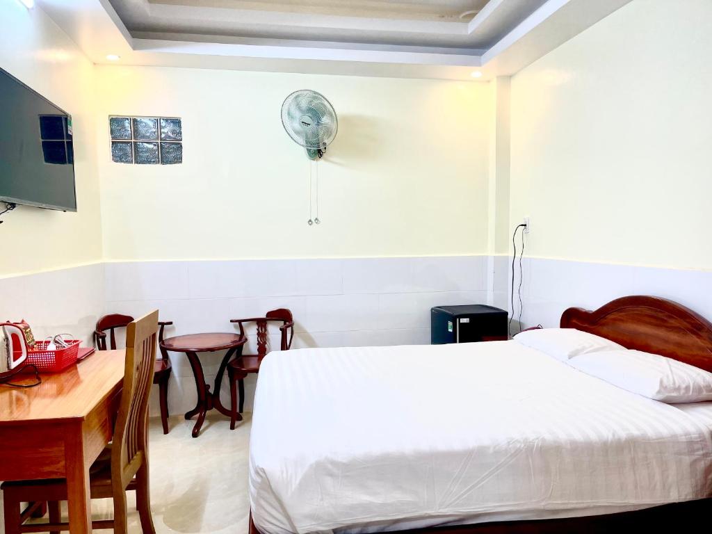 Двухместный (Двухместный номер с 1 кроватью) отеля Khách sạn Long Hà, Кантхо