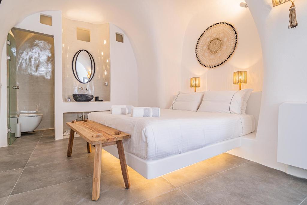 Сьюит (Couple Cave Suite), Eternity Suites Santorini