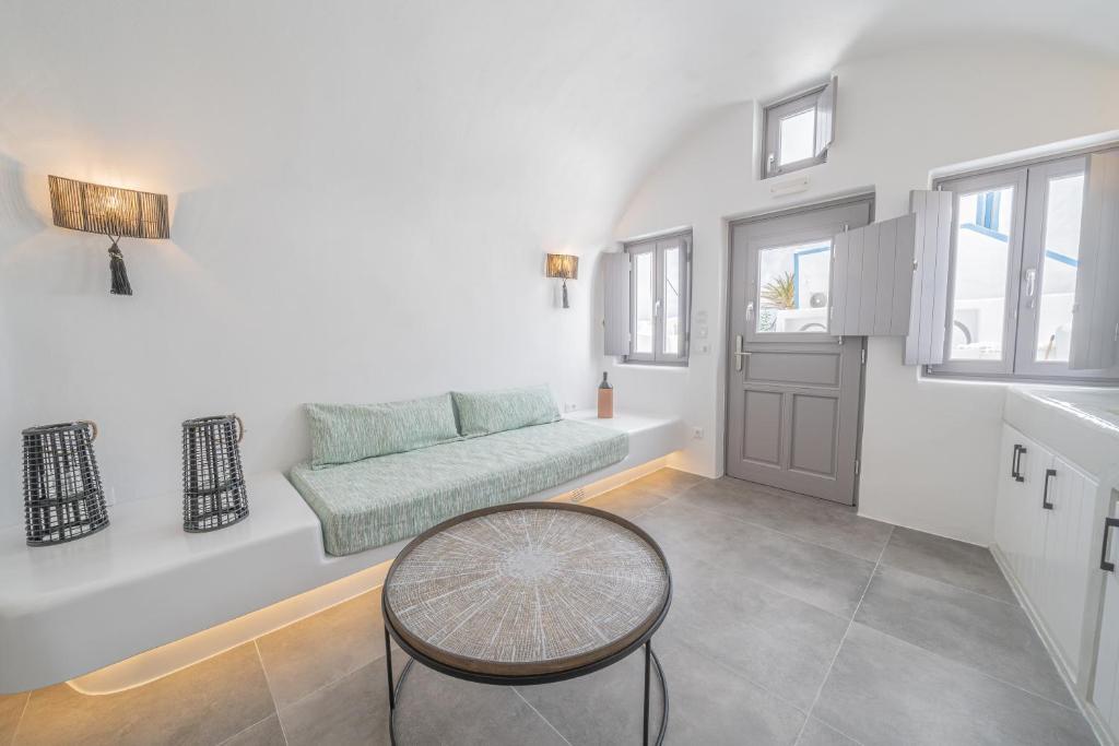 Сьюит (Люкс «Медовый месяц в пещере»), Eternity Suites Santorini