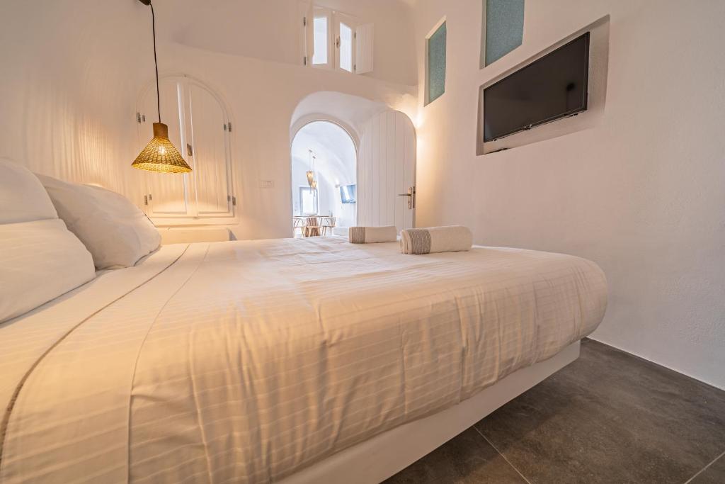 Сьюит (Люкс «Медовый месяц в пещере»), Eternity Suites Santorini