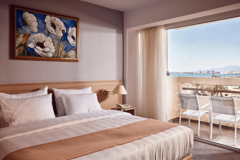 Двухместный (Двухместный номер с 1 кроватью и боковым видом на море) отеля Tylissos Beach Hotel, Иерапетра