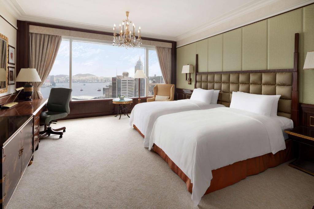 Двухместный (Двухместный номер Делюкс с 2 отдельными кроватями и видом на гавань) отеля Island Shangri-La Hong Kong, Гонконг (город)