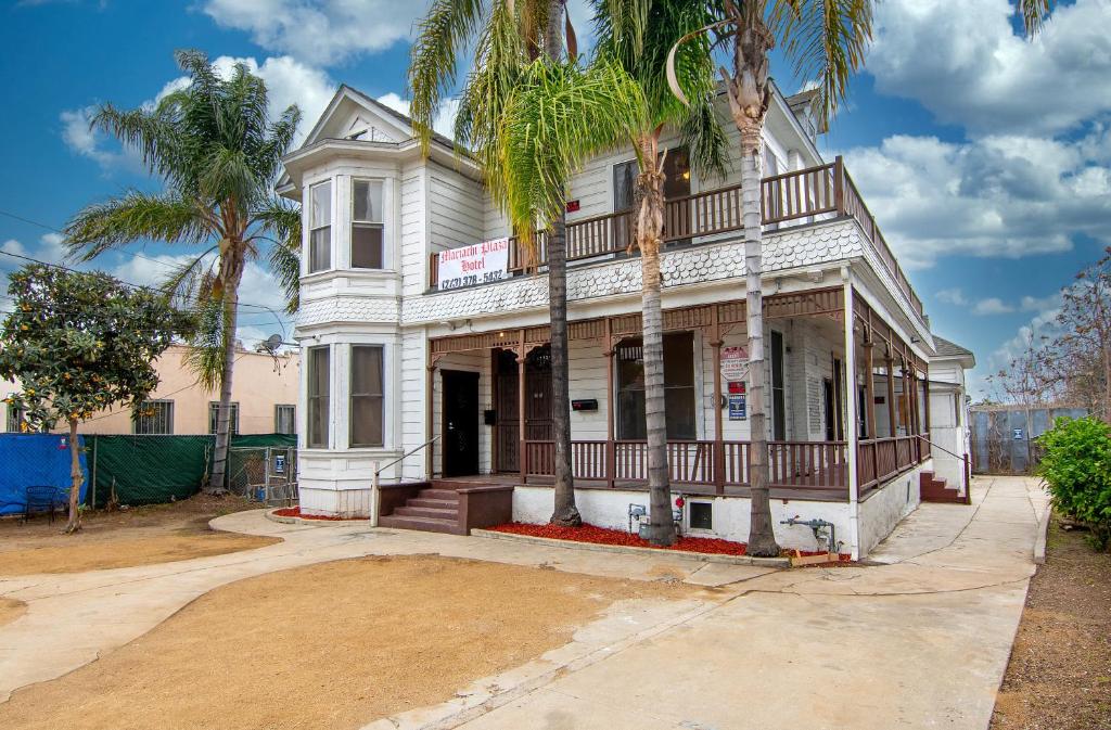 Двухместный (Номер Делюкс с кроватью размера «queen-size»), Mariachi Plaza Hotel