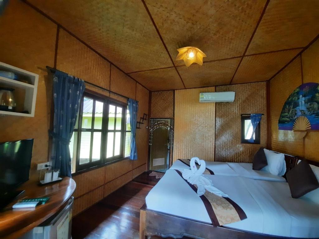 Номер (Бунгало с видом на сад), Курортный отель Koh Chang Bailan Beach Resort