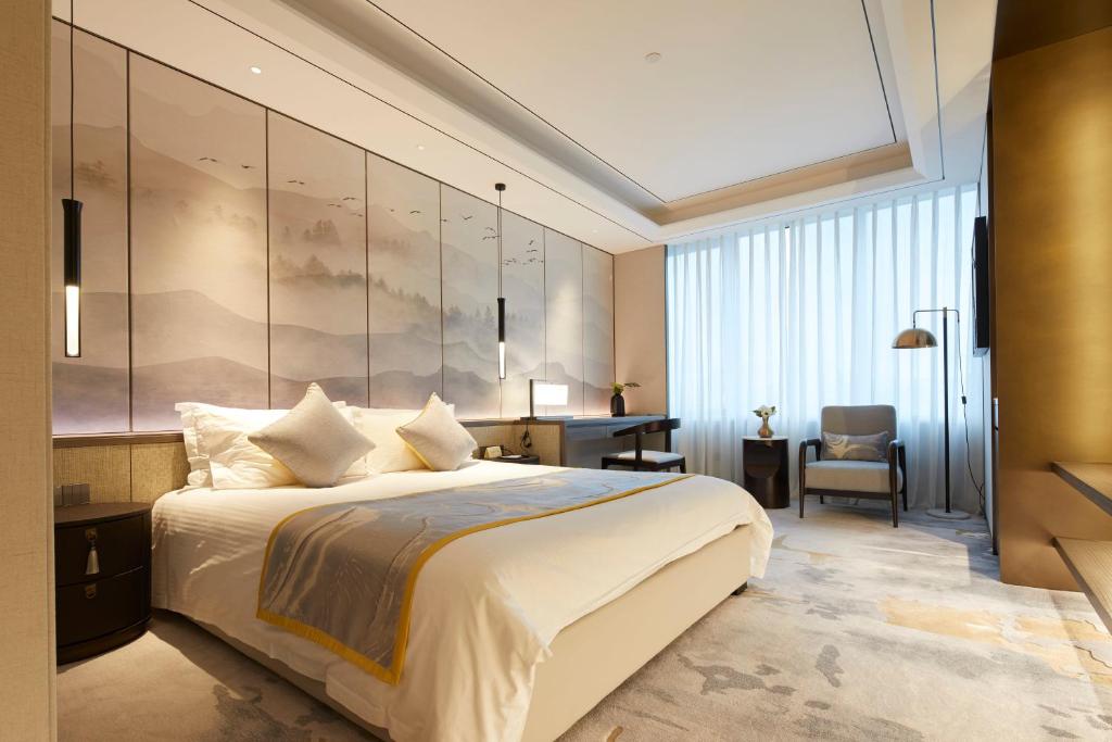 Двухместный (Номер Делюкс с кроватью размера «king-size») отеля Shanghai Tiancheng Hotel, Шанхай