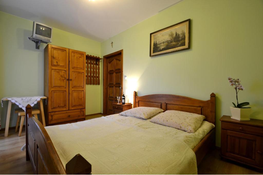 Двухместный (Двухместный номер с 1 кроватью и собственной ванной комнатой) семейного отеля Michałowa Chata, Поронин