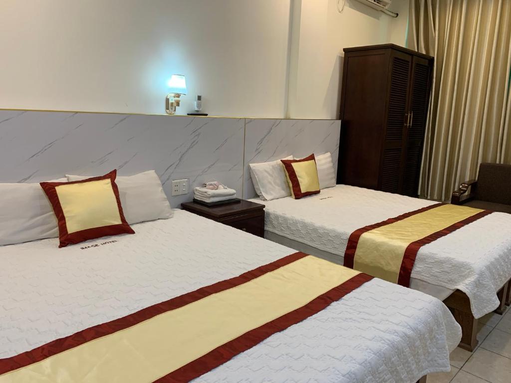 Четырехместный (Улучшенный номер с 2 кроватями размера «queen-size») отеля Image hotel halong, Халонг