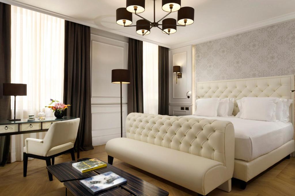 Двухместный (Двухместный номер Делюкс Splendide с 1 кроватью) отеля Hotel Splendide Royal - Small Luxury Hotels of the World, Рим