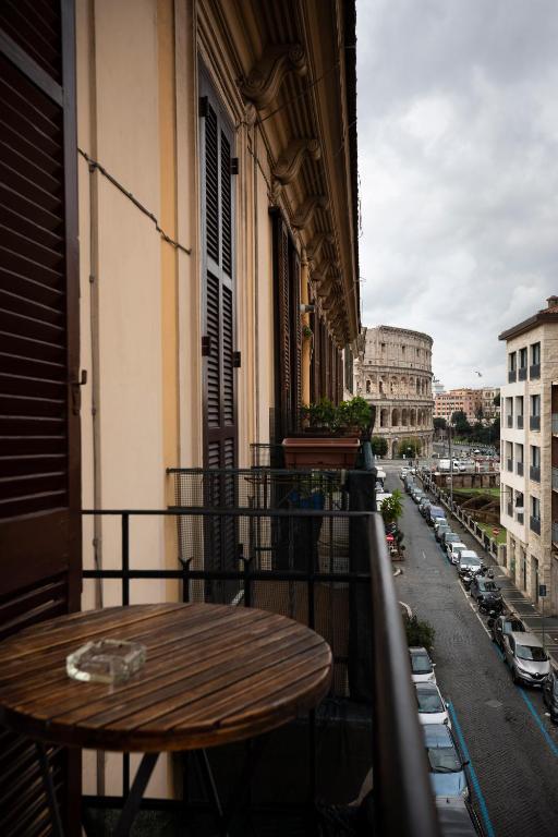 Апартаменты (Апартаменты Colosseo с 2 спальнями и террасой — Via di San Giovanni in Laterano 60), Restart Accommodations Rome