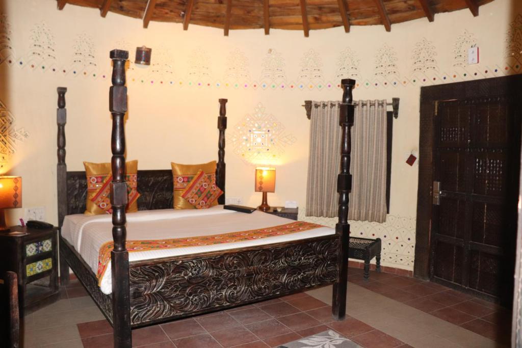 Номер (Heritage Hut), Regenta Resort Bhuj