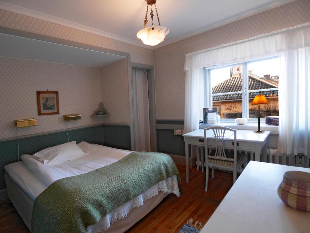 Двухместный (Номер с кроватью размера «queen-size») отеля Sigtunastiftelsen Hotell & Konferens, Сигтуна