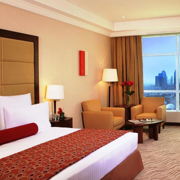 Двухместный (Улучшенный двухместный номер с 1 кроватью) отеля Park Regis Kris Kin Hotel, Дубай