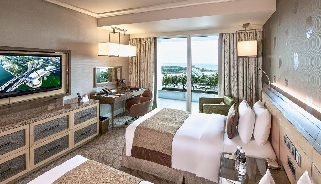 Двухместный (Двухместный номер Делюкс с 2 отдельными кроватями, вид на сад) отеля Marina Bay Sands, Сингапур (город)