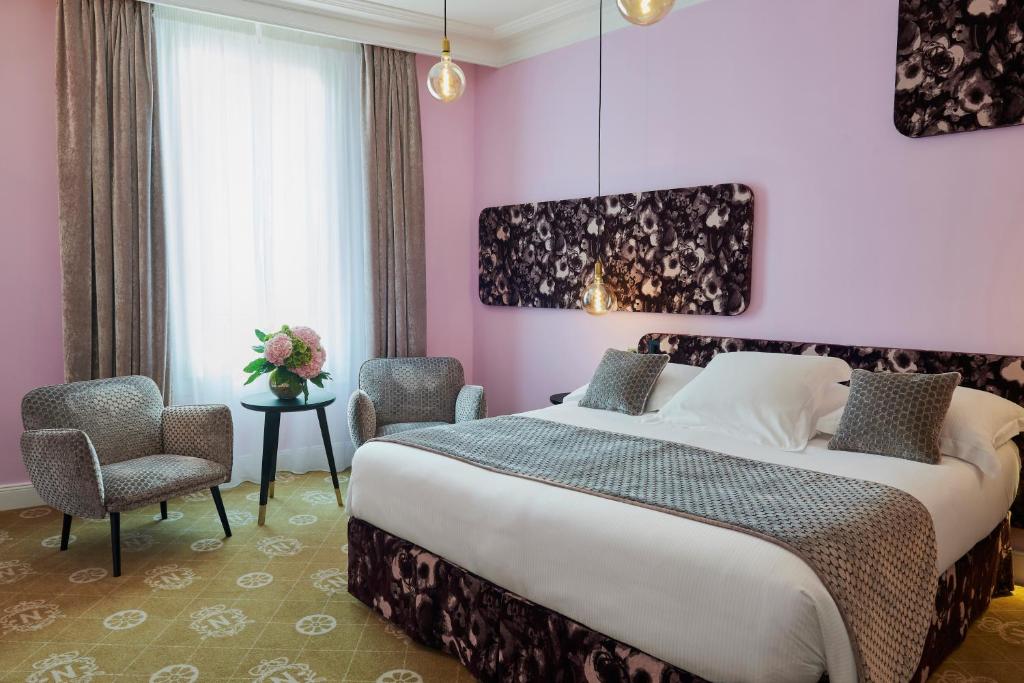 Двухместный (Улучшенный двухместный номер с 1 кроватью) отеля Hotel Negresco, Ницца