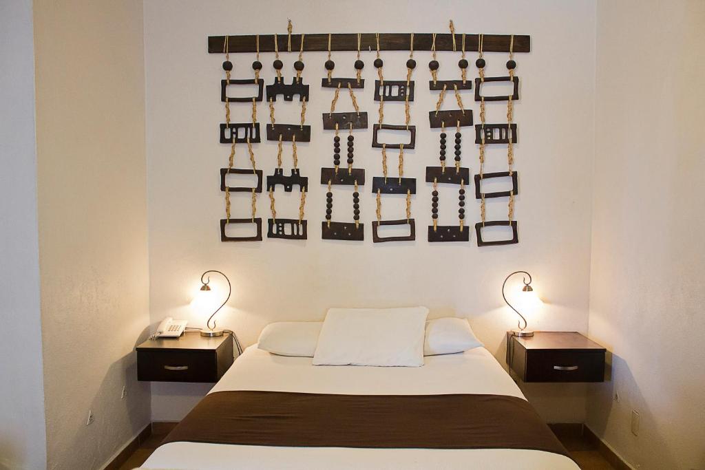 Двухместный (Стандартный двухместный номер с 1 кроватью) отеля Hotel Suites Sofia, Керетаро