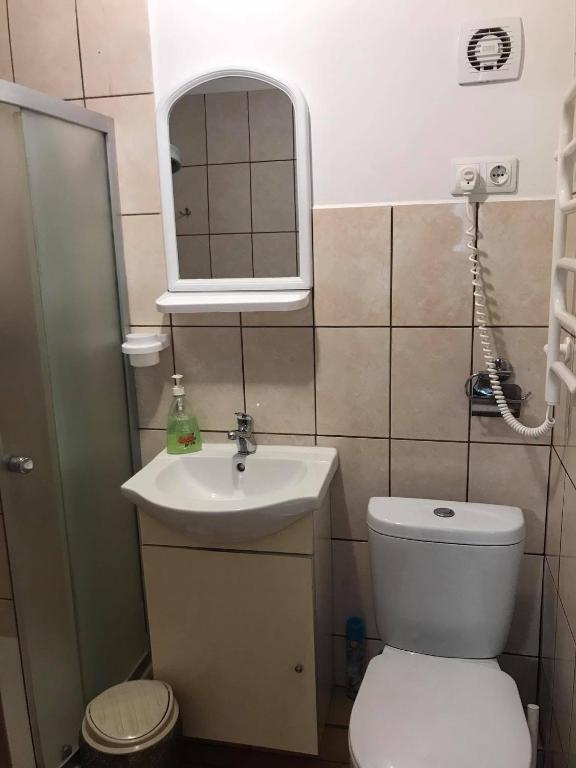 Четырехместный (Четырехместный номер с общей кухней), Rooms for Rent near Vilnius