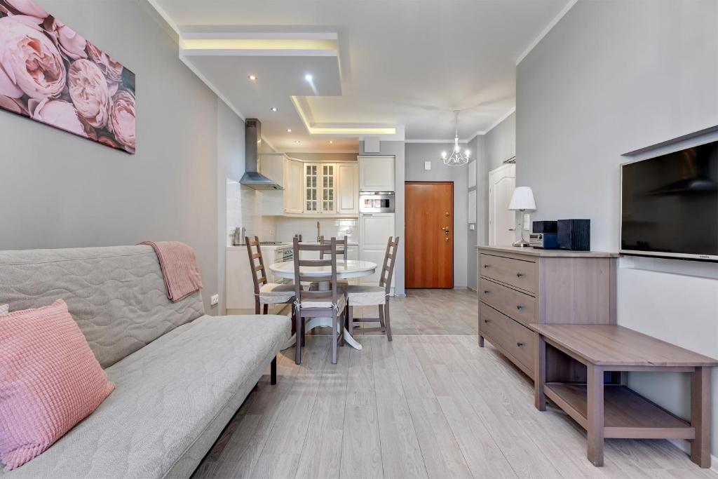 Апартаменты (One-Bedroom Apartment - Wypoczynkowa 22), Grand Apartments - Neptun Park.