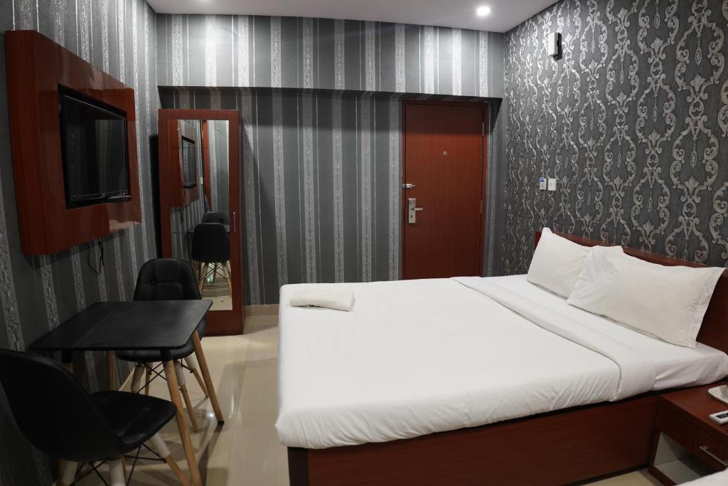 Двухместный (Двухместный номер Делюкс с 1 кроватью) отеля HOTEL PARK VICTORIA, Калькутта
