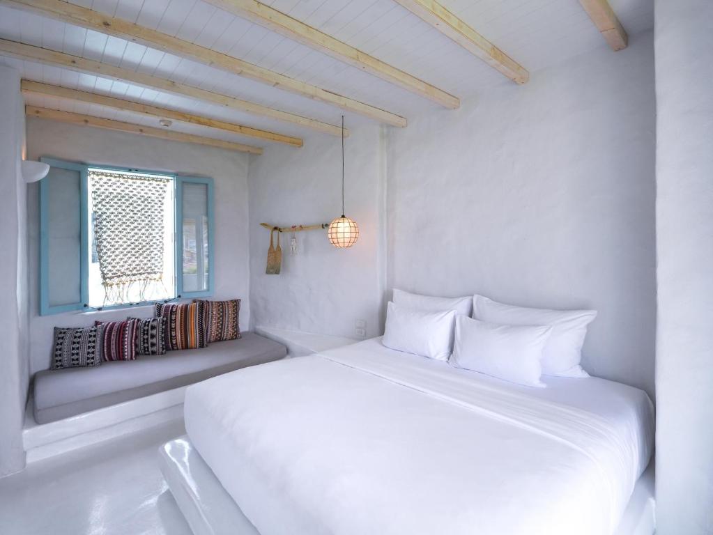 Двухместный (Двухместный номер Делюкс с 1 кроватью или 2 отдельными кроватями и балконом) курортного отеля Resort de Paskani, Хуахин
