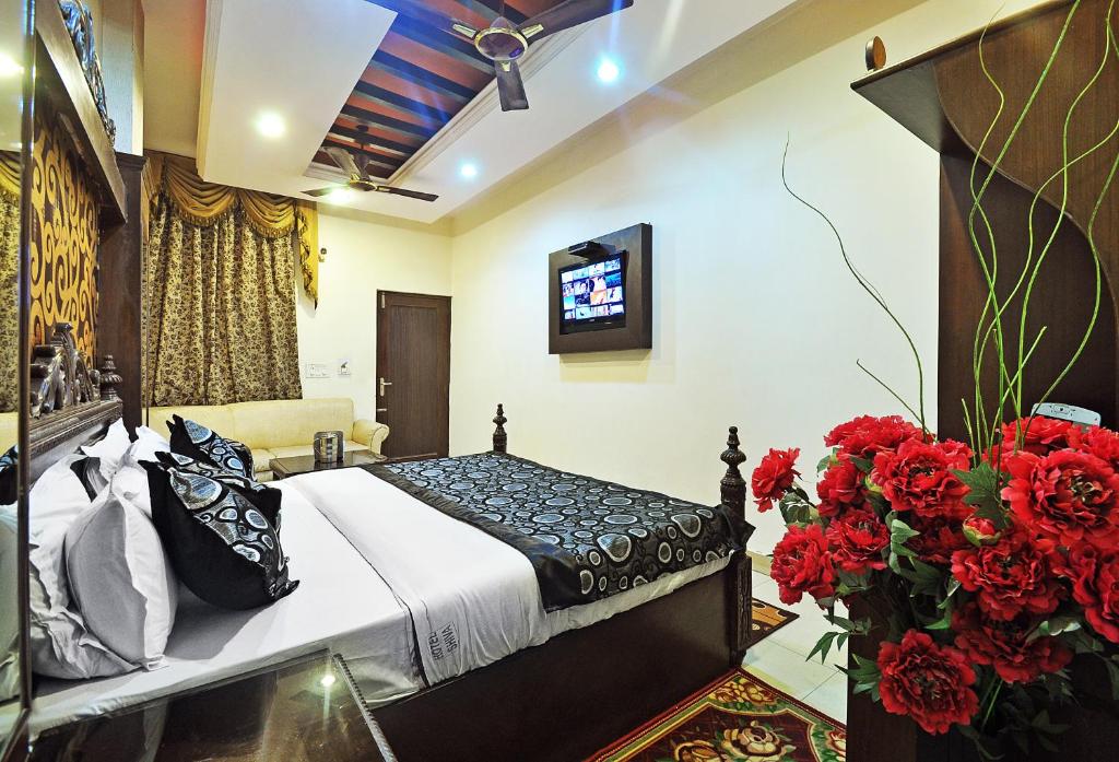 Двухместный (Двухместный номер Делюкс с 1 кроватью) отеля Hotel Shiva Intercontinental, Нью-Дели