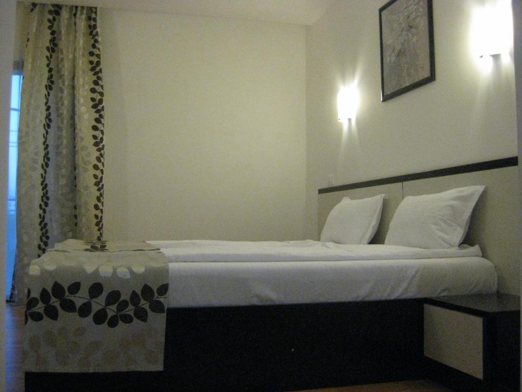Двухместный (Двухместный номер с 1 кроватью или 2 отдельными кроватями и балконом) отеля Hotel Anina, Эфорие-Норд