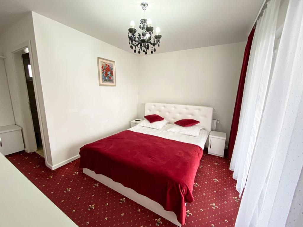 Двухместный (Двухместный номер с 1 кроватью и террасой) гостевого дома Casa Ina, Вишеу-де-Сус