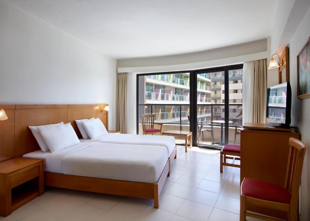 Двухместный (Двухместный номер с 1 кроватью или 2 отдельными кроватями, вид на город) отеля Cactus Hotel, Родос