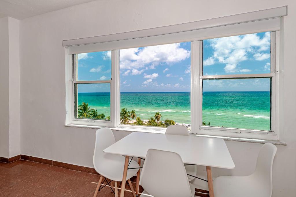 Студио (Улучшенный номер-студио), Beach Front Studio Miami Beach