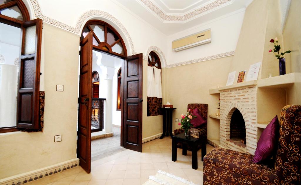 Сьюит (Полулюкс), Riad Elias