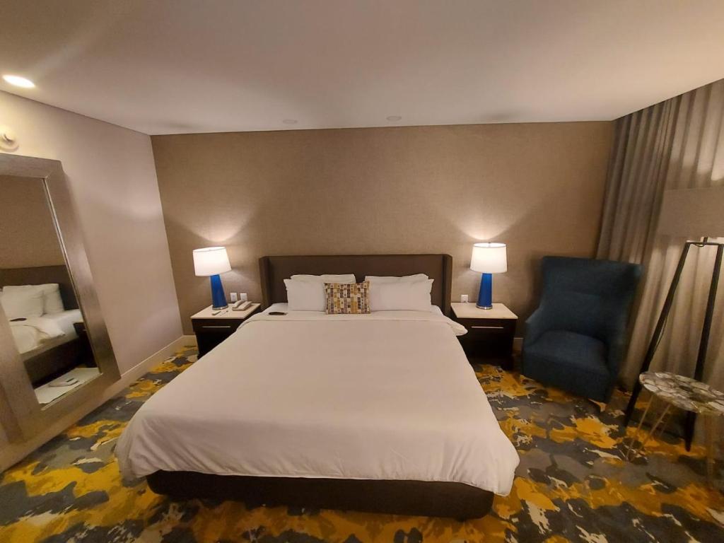 Двухместный (Номер Lucerna Select с кроватью размера «king-size») отеля Hotel Lucerna Hermosillo, Эрмосильо