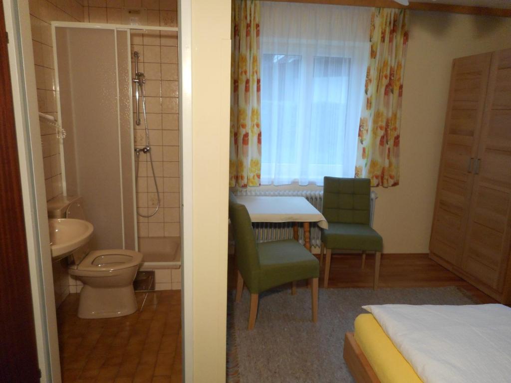 Двухместный (Двухместный номер №1 с 1 кроватью) отеля Haus Amalia, Санкт-Гильген