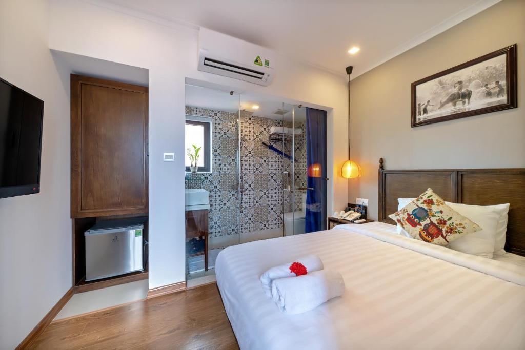 Двухместный (Стандартный двухместный номер с 1 кроватью) отеля Son Trang Hotel Hoi An, Хойан