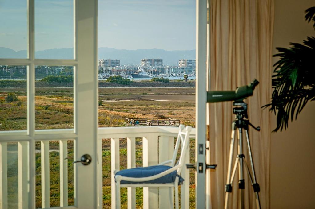 Двухместный (Номер с кроватью размера «king-size» и балконом), Inn at Playa del Rey