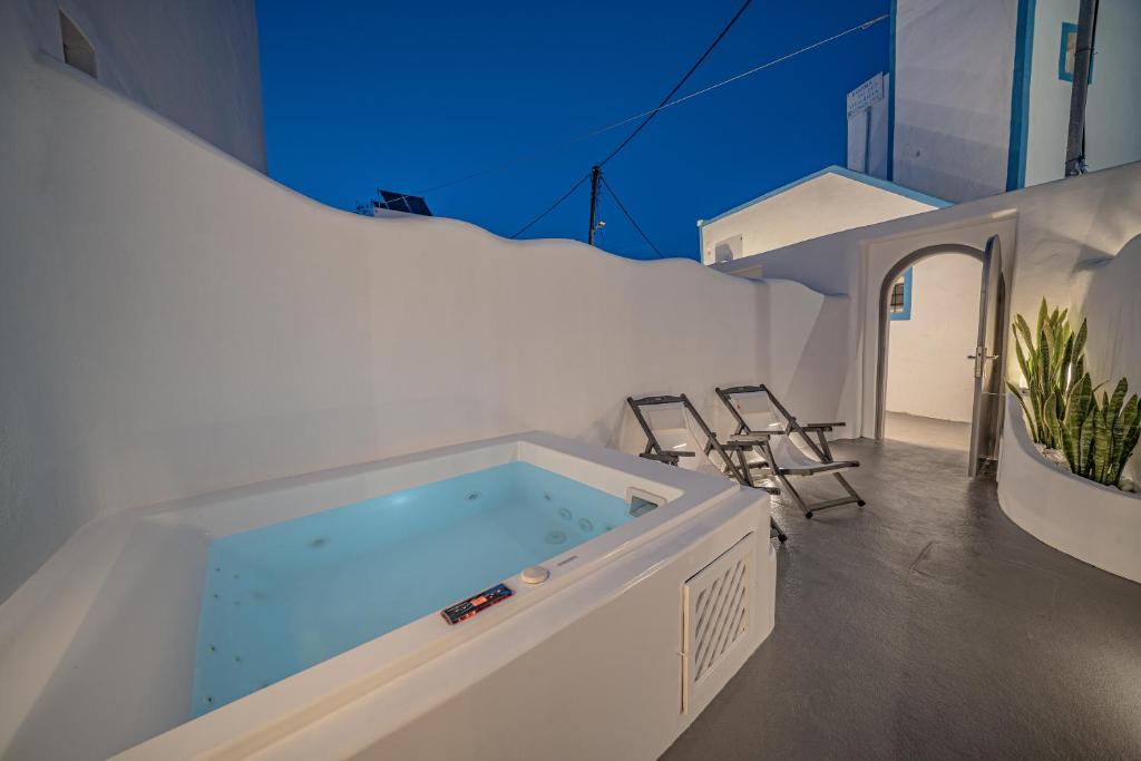 Сьюит (Couple Cave Suite), Eternity Suites Santorini