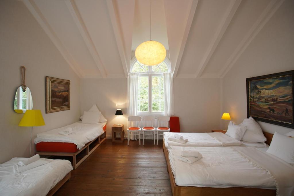 Двухместный (Двухместный номер с 1 кроватью или 2 отдельными кроватями, общая ванная комната) гостевого дома Skärva Herrgård, Карлскруна