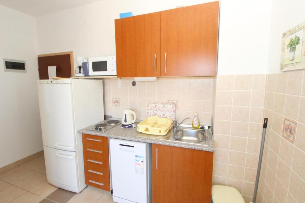 Апартаменты (Апартаменты с 2 спальнями, террасой и видом на море), Double Room Mandre 6309a